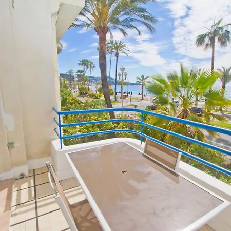 Promenade Des - Sea View 2bdr Holiday home *